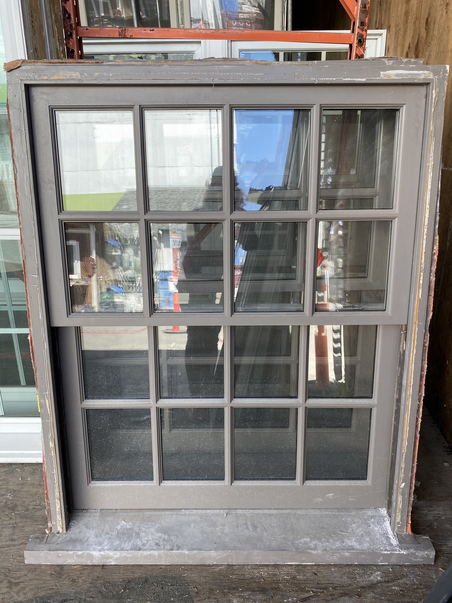 Gray Windows BK5