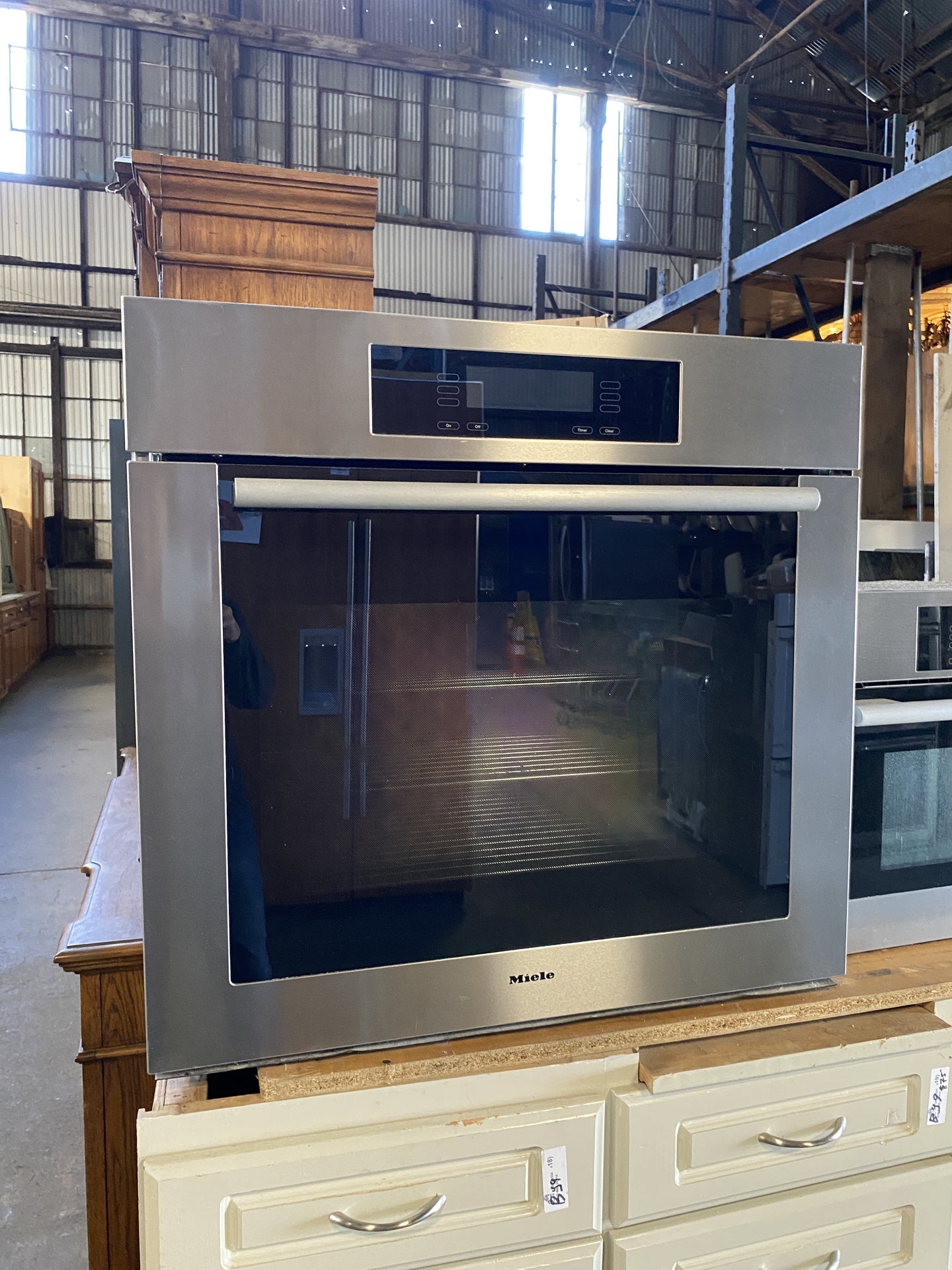 Miele Single Oven and Microwave Set TRP