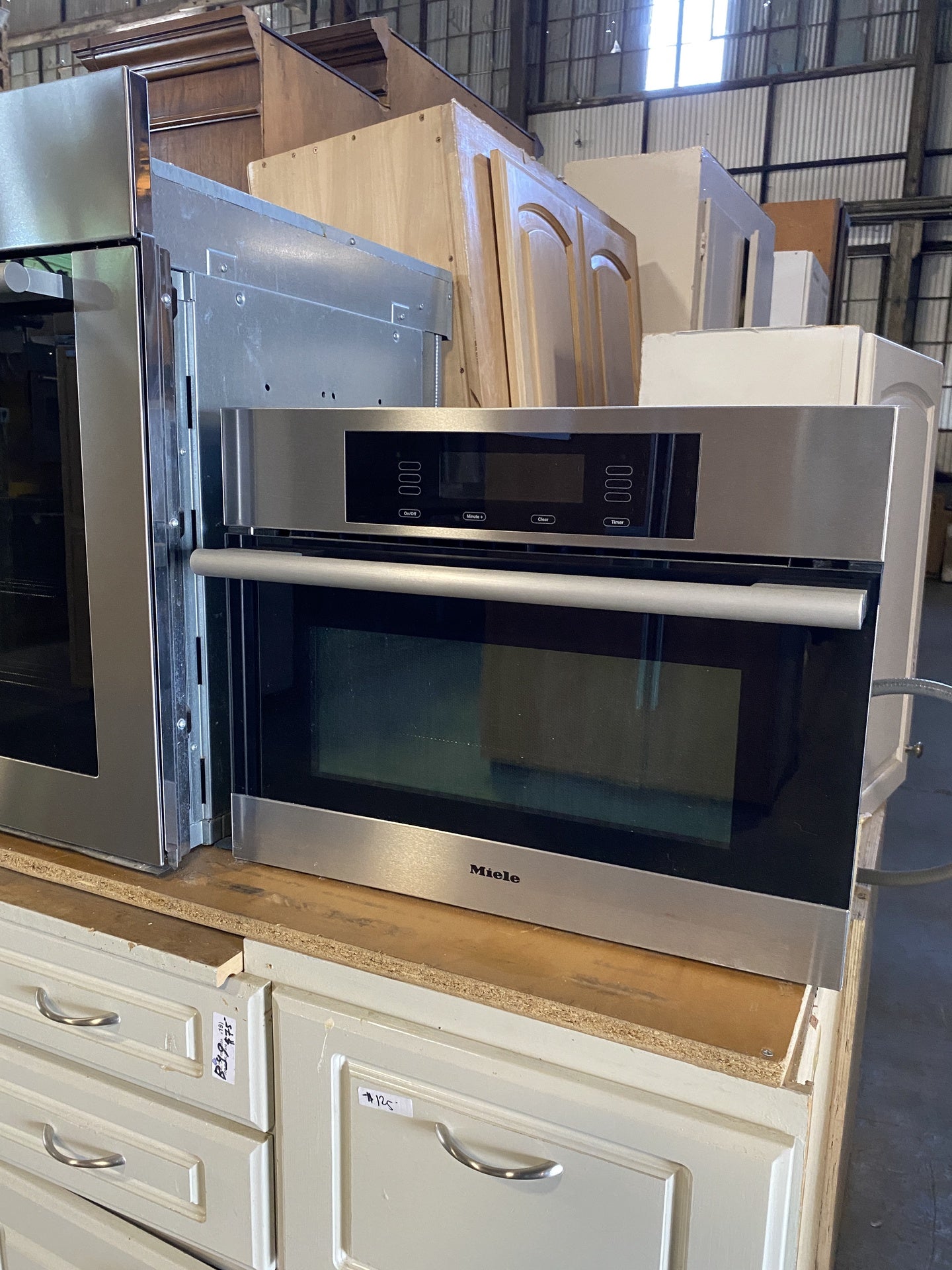 Miele Single Oven and Microwave Set TRP