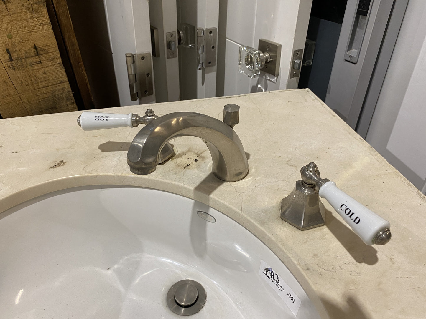 Corner Vanity CA3