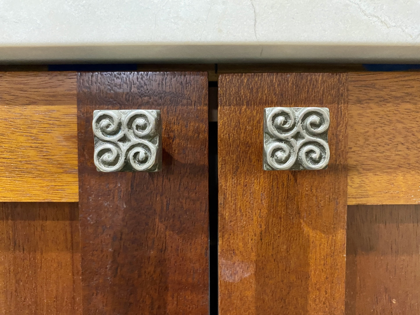 Corner Vanity CA3