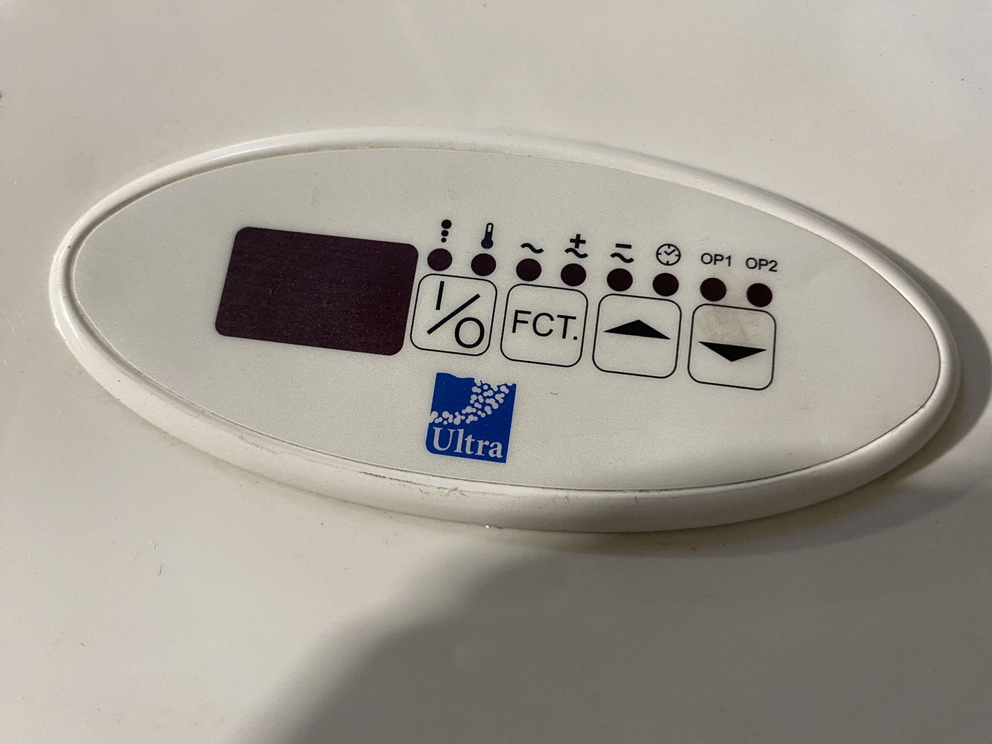 Ultra Corner Bathtub BX3