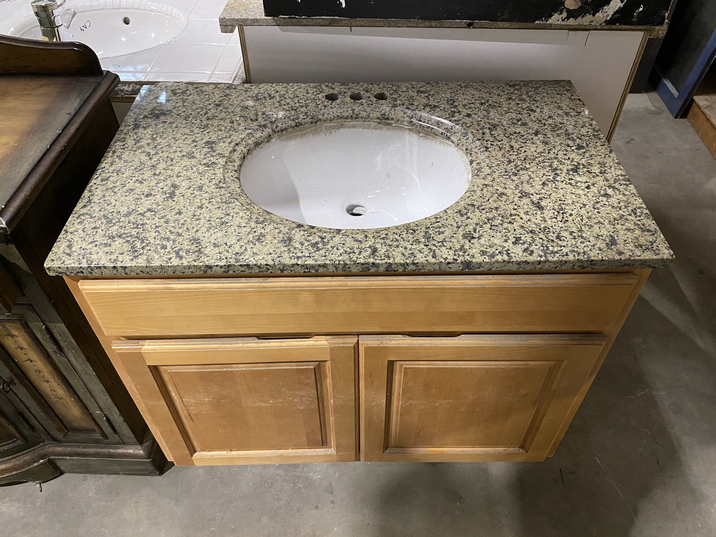 Vanity Natural Stone Countertop TRP