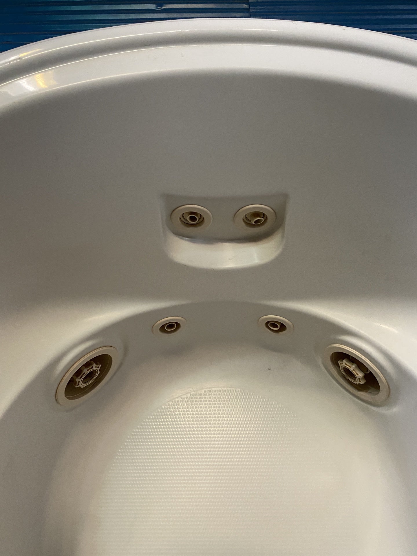 Jacuzzi Whirlpool Bath BU8