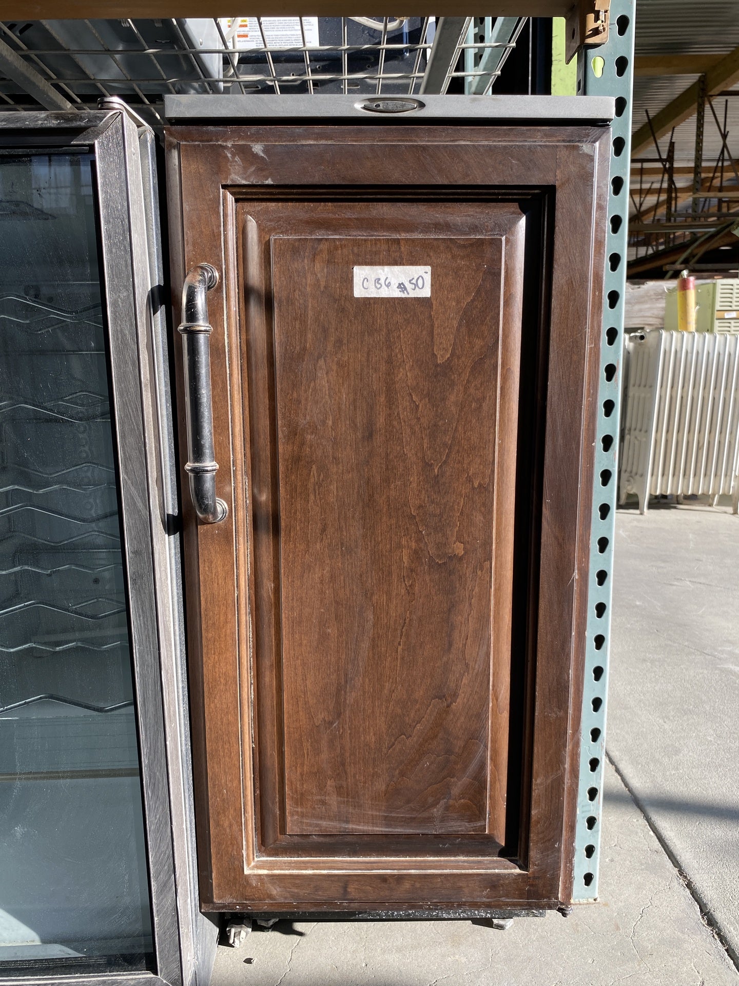 Broan Elite Trash Compactor CB6