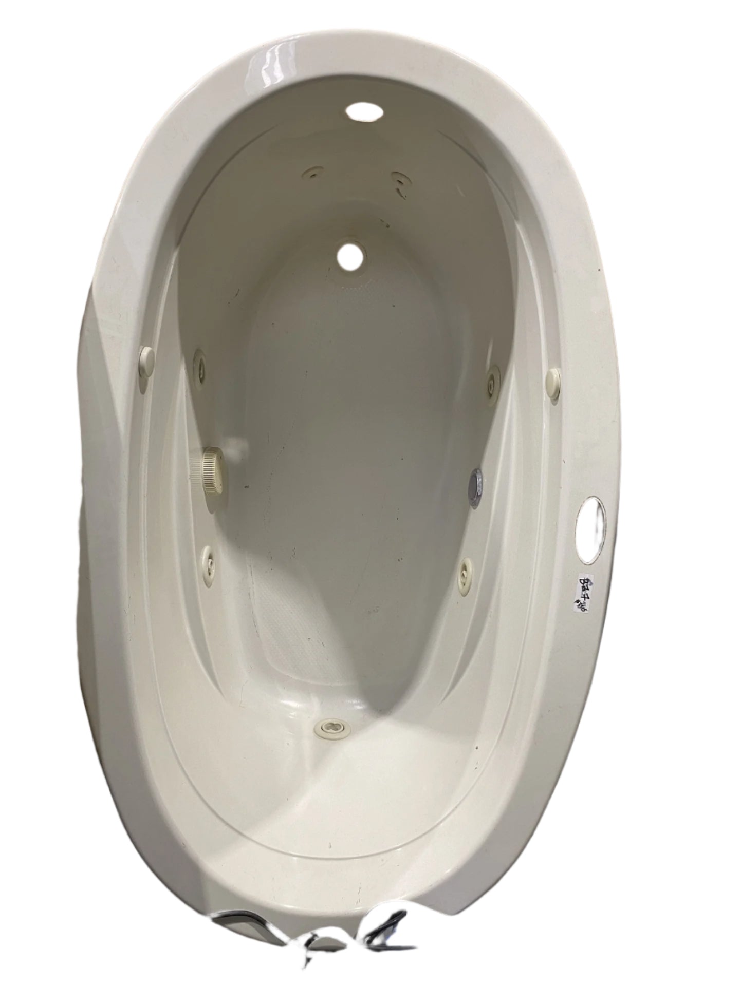 Oval Bathtub with Jets BZ7
