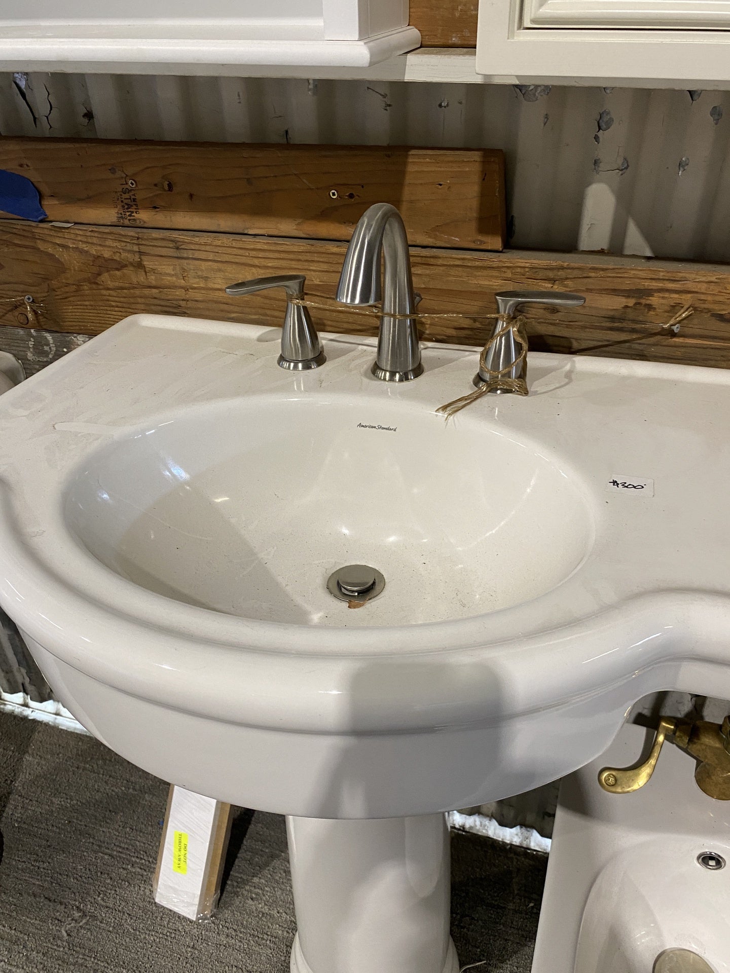American Standard Pedestal Sink TRP