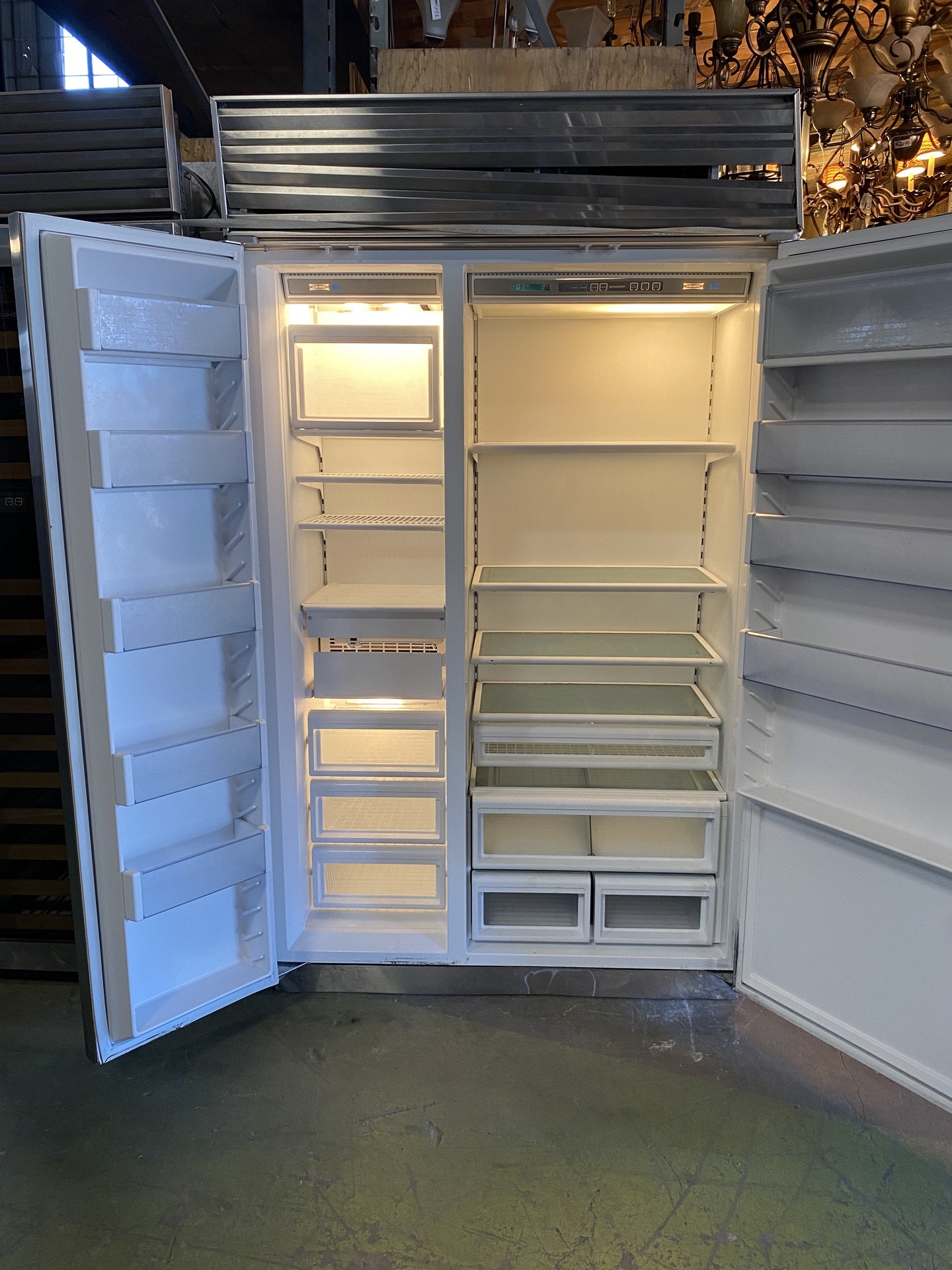 Subzero Refrigerator CE7