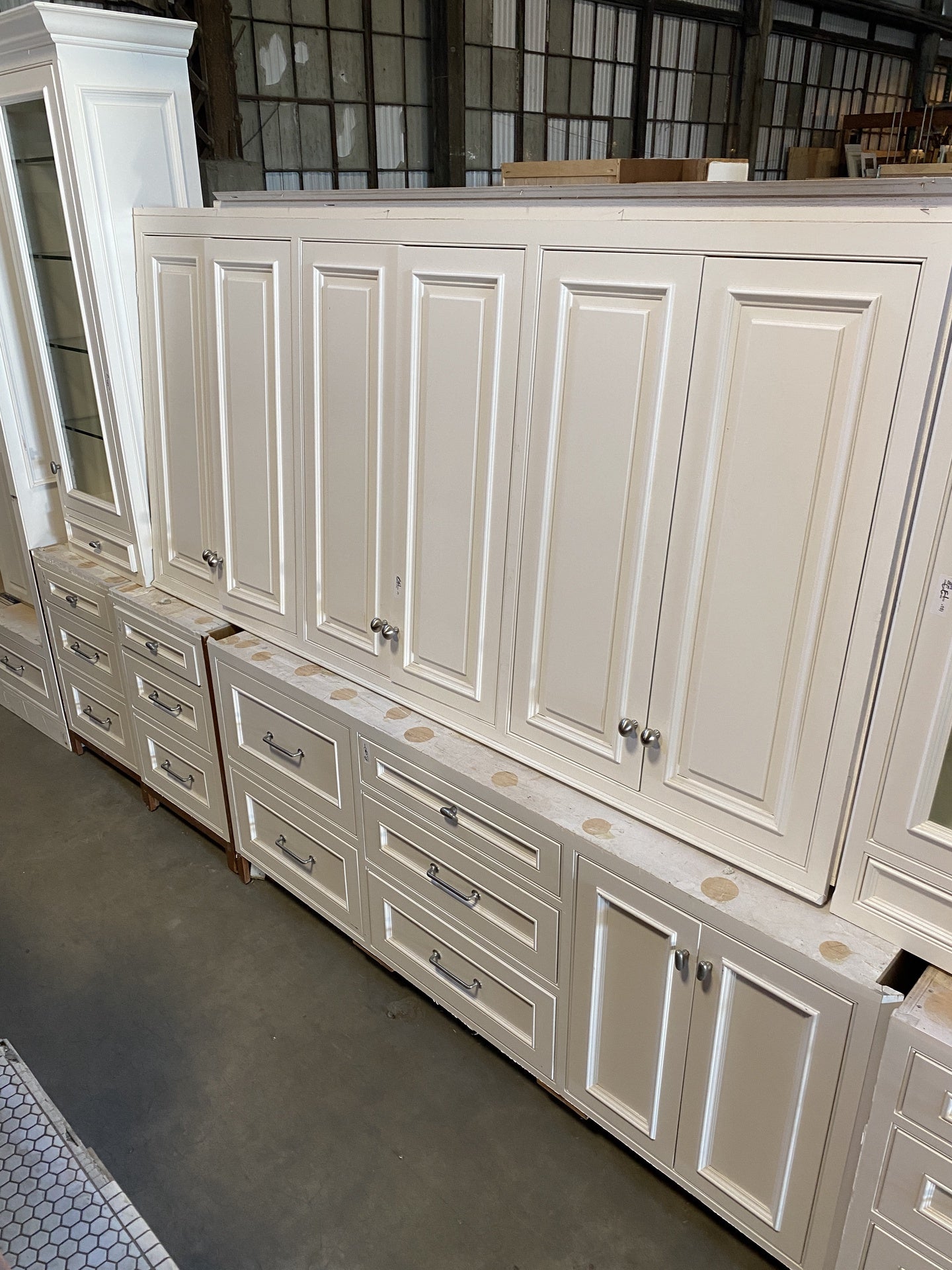 Cabinet Set CE1