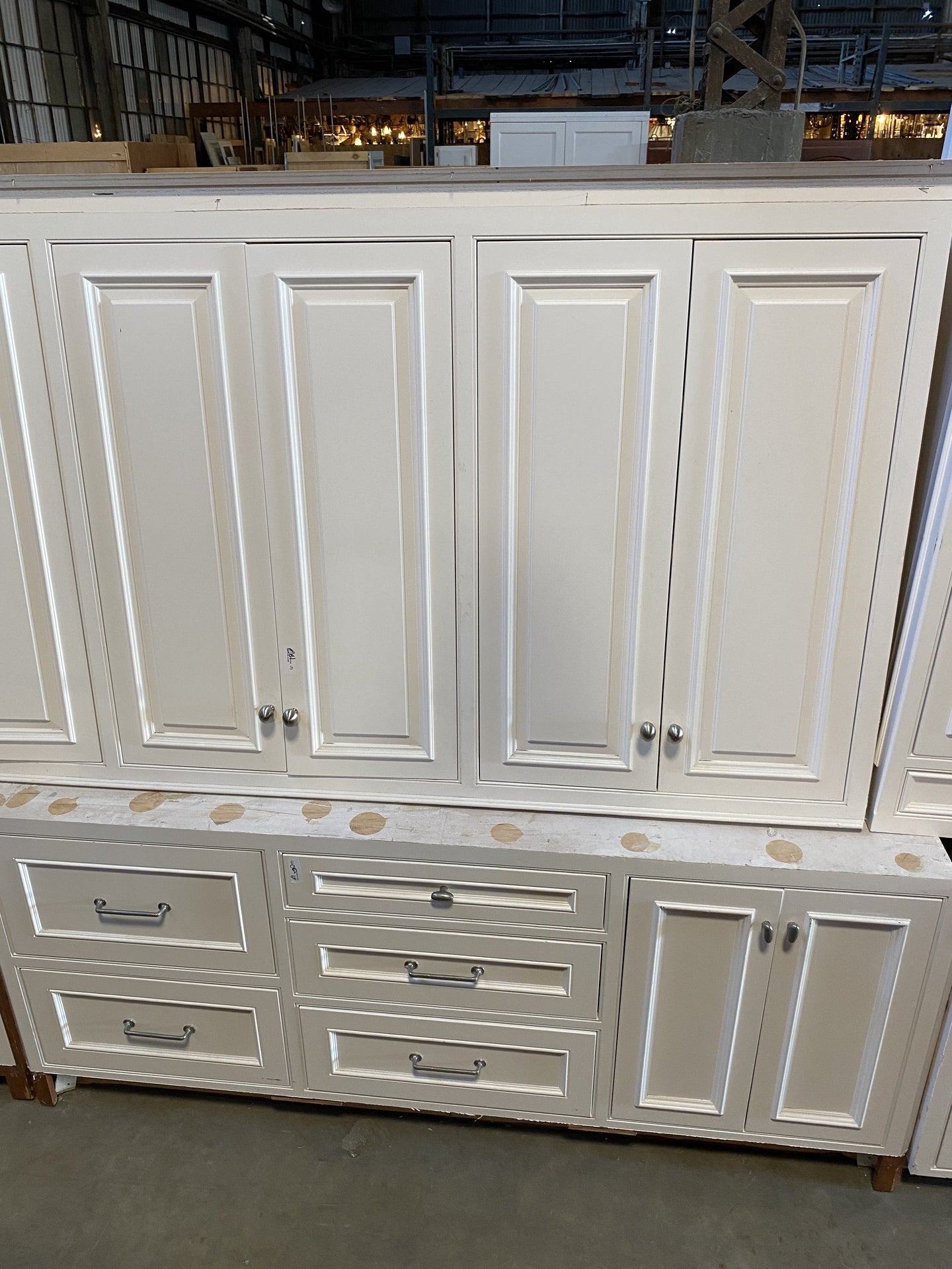 Cabinet Set CE1