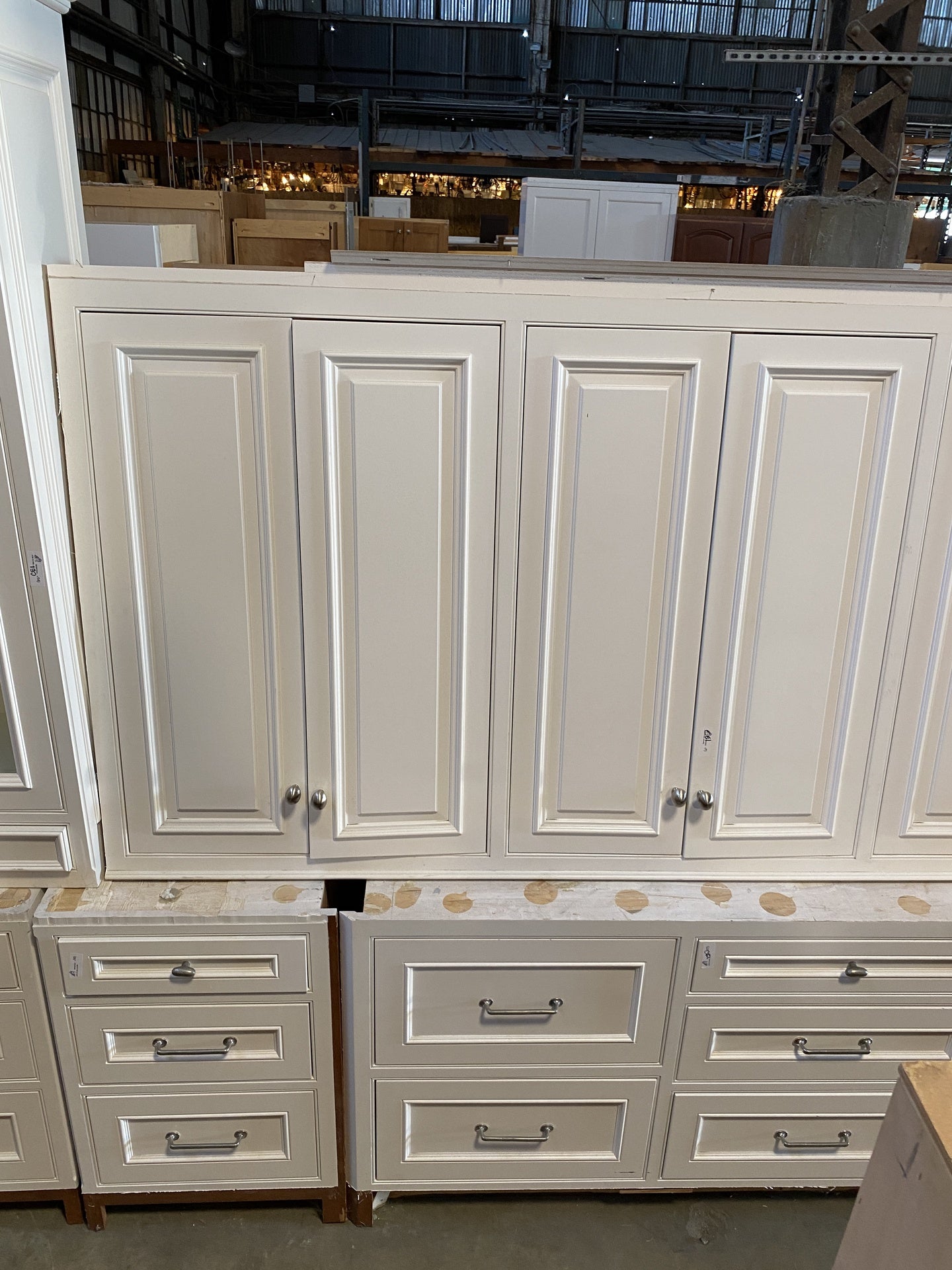 Cabinet Set CE1