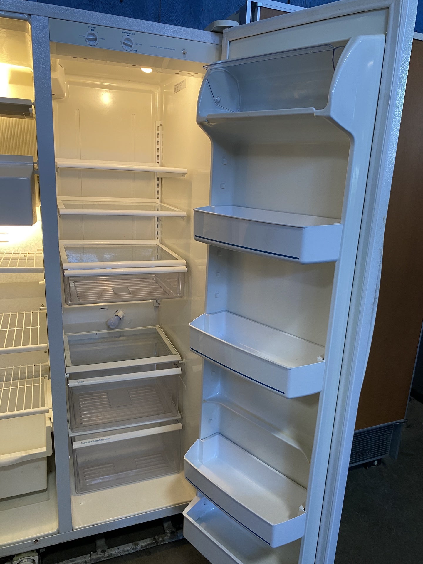 Kirkland Whirlpool Refrigerator CF3