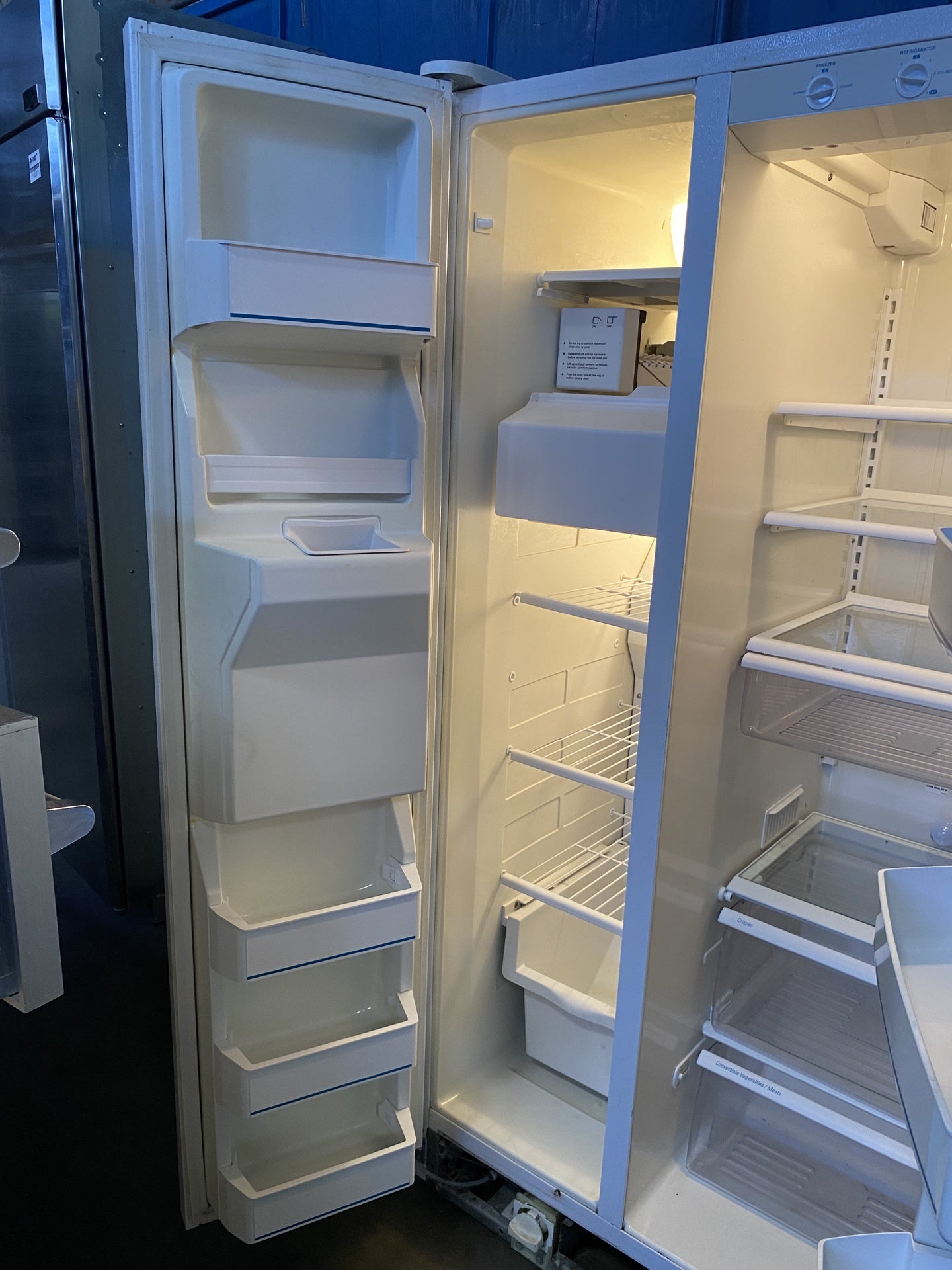Kirkland Whirlpool Refrigerator CF3
