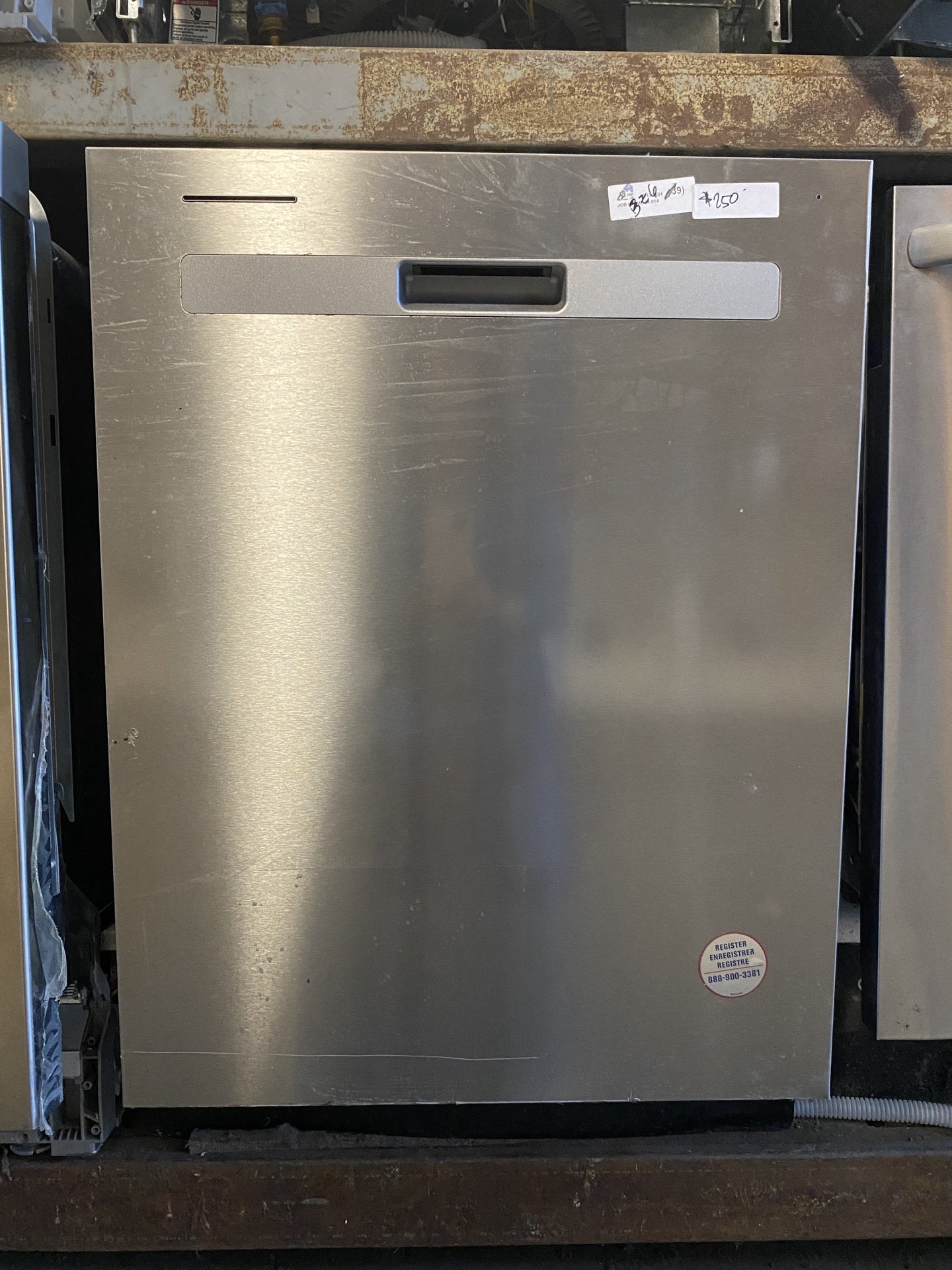 Whirlpool Dishwasher BZ6