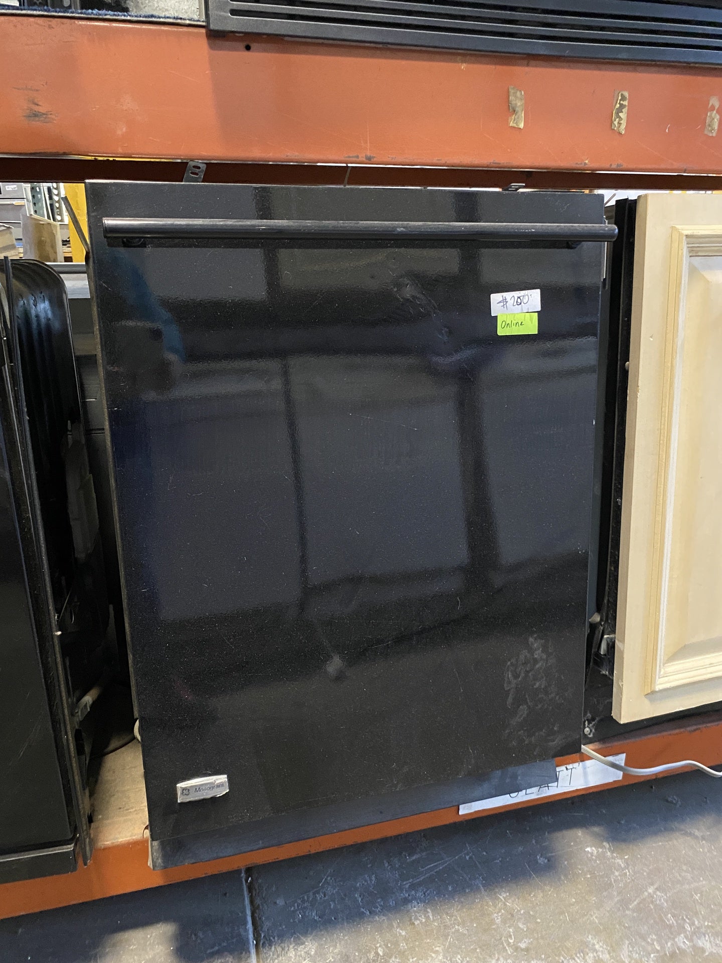 Monogram Black Dishwasher TRP