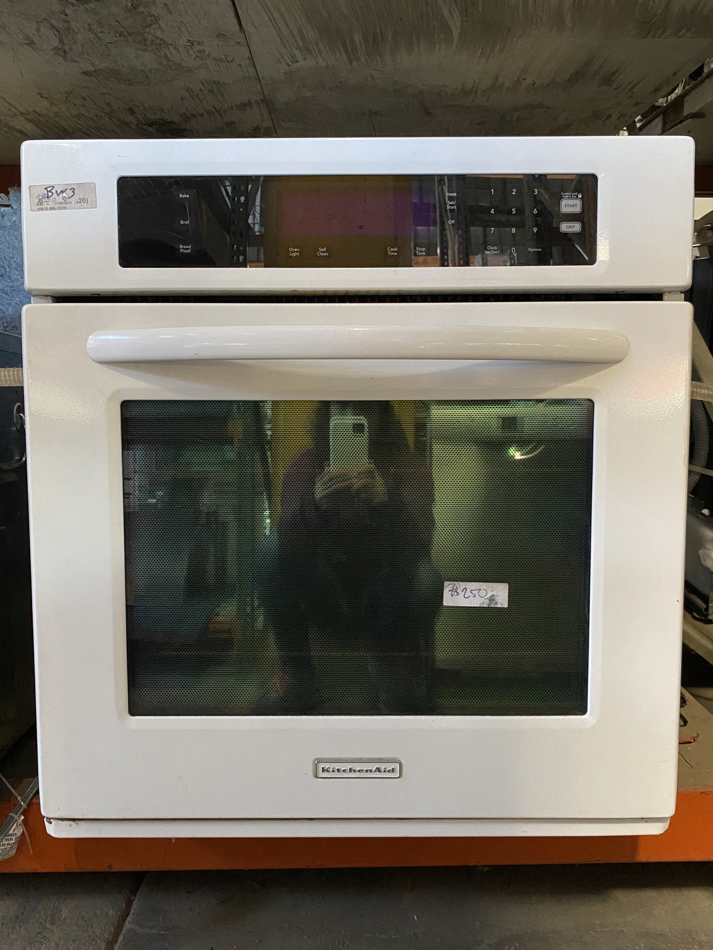 White Kitchen Aid Single Oven BW3