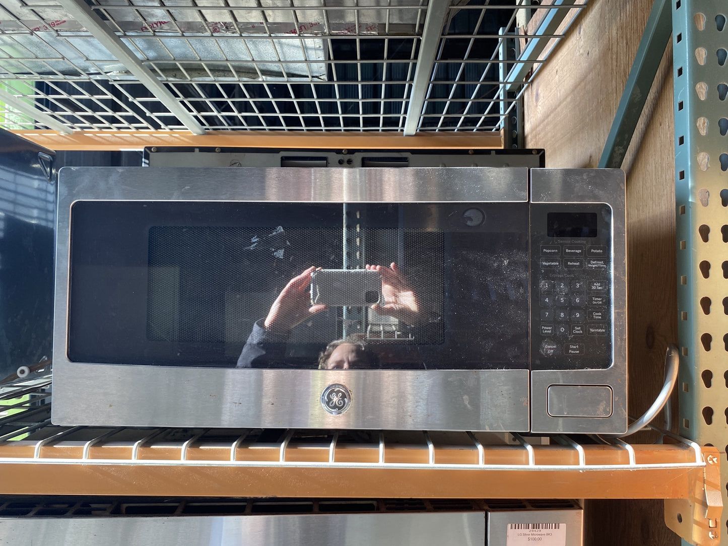 Silver GE Microwave TRP