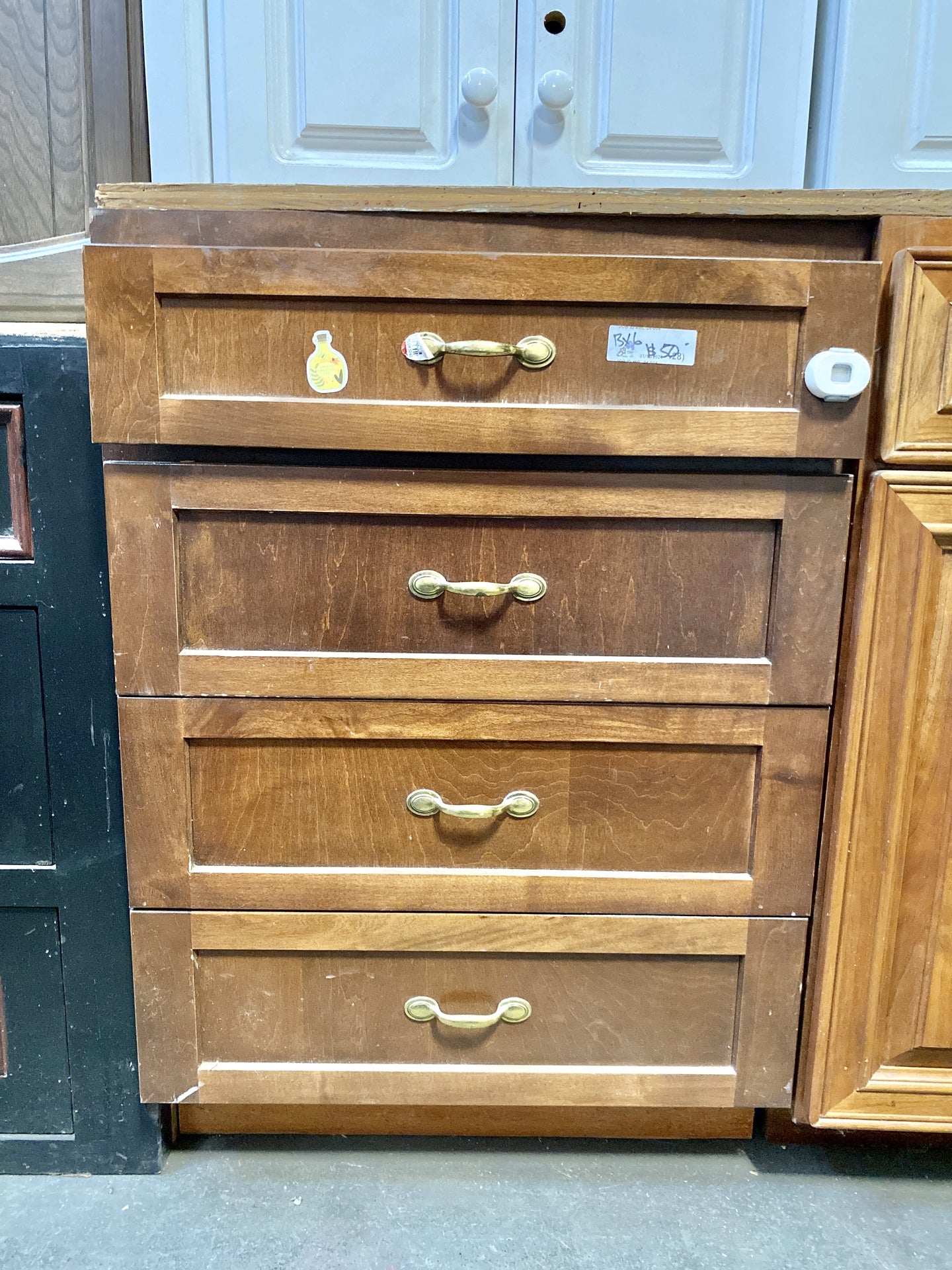 Brown 4 Drawer Cabinet BX6