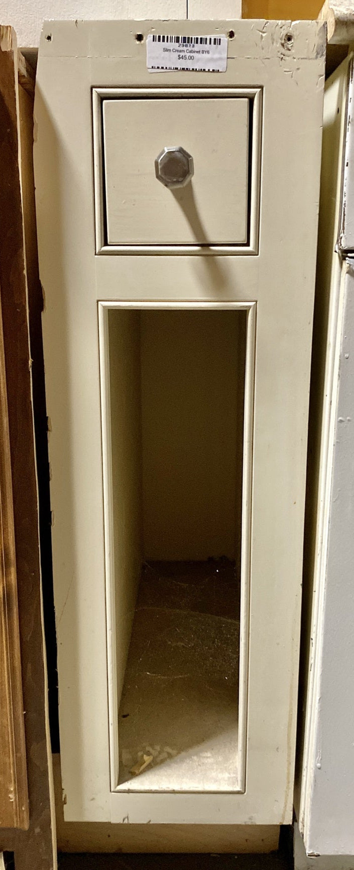 Slim Cream Cabinet BY6
