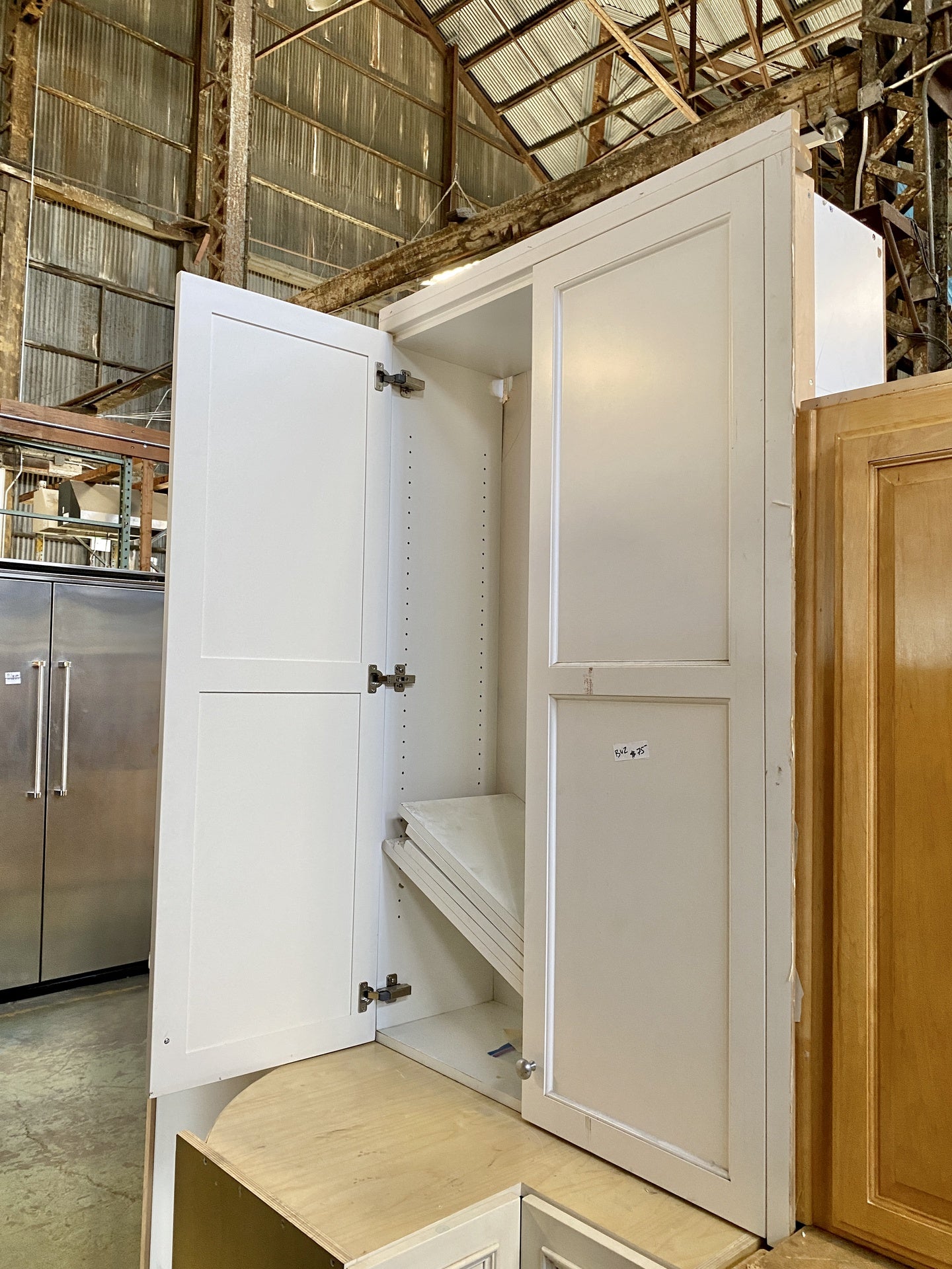 White 2 Door Top Cabinet BU2