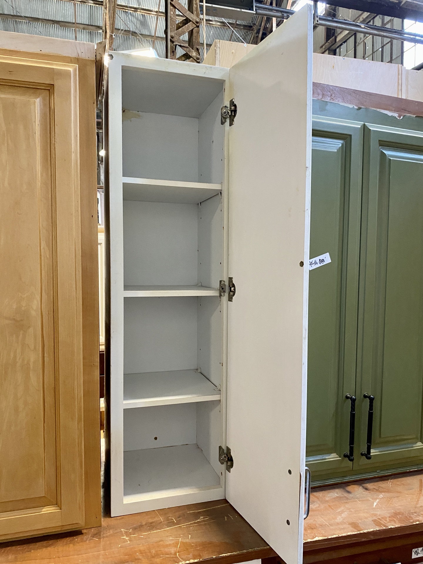 White Slim Cabinet CF7