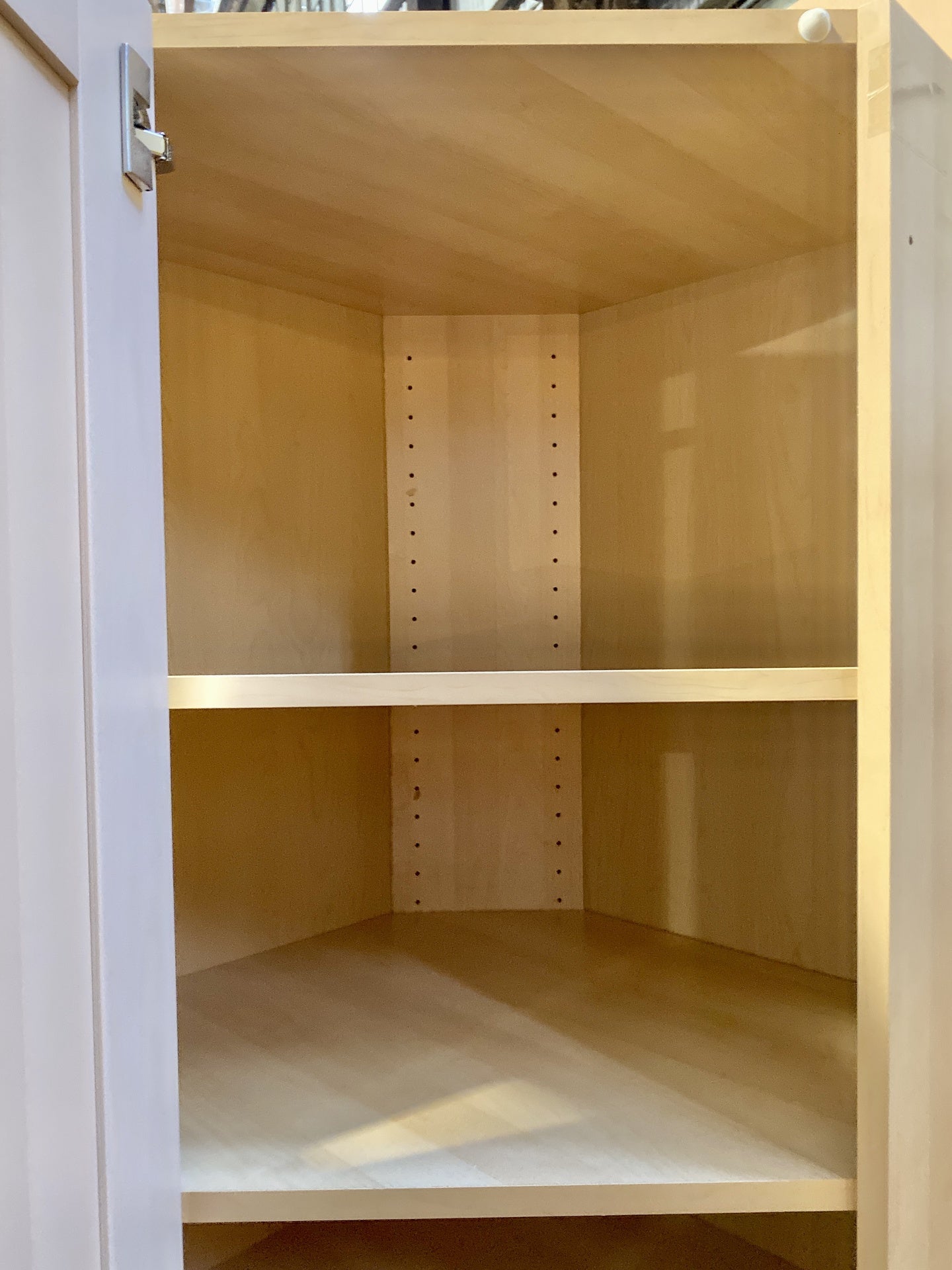 Corner Cabinet Beige TRP