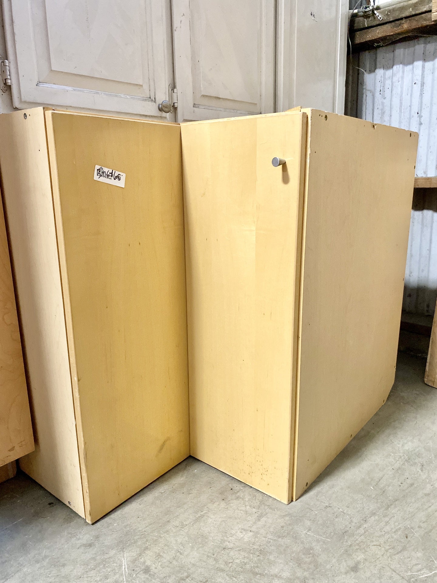 Corner Bottom Cabinet BM6
