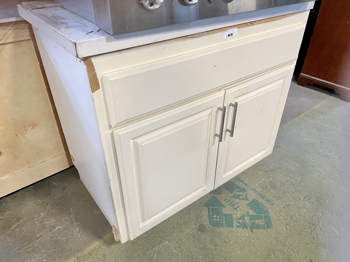 Large Cream 2 Door Cabinet CC1