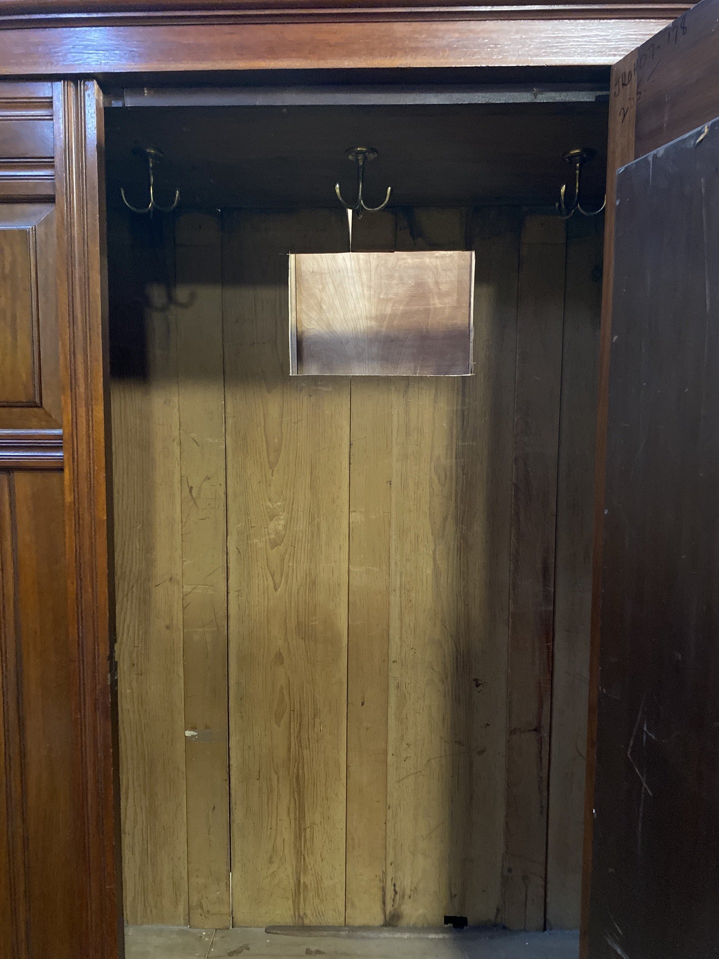 Vintage Mirrored Dresser TRP