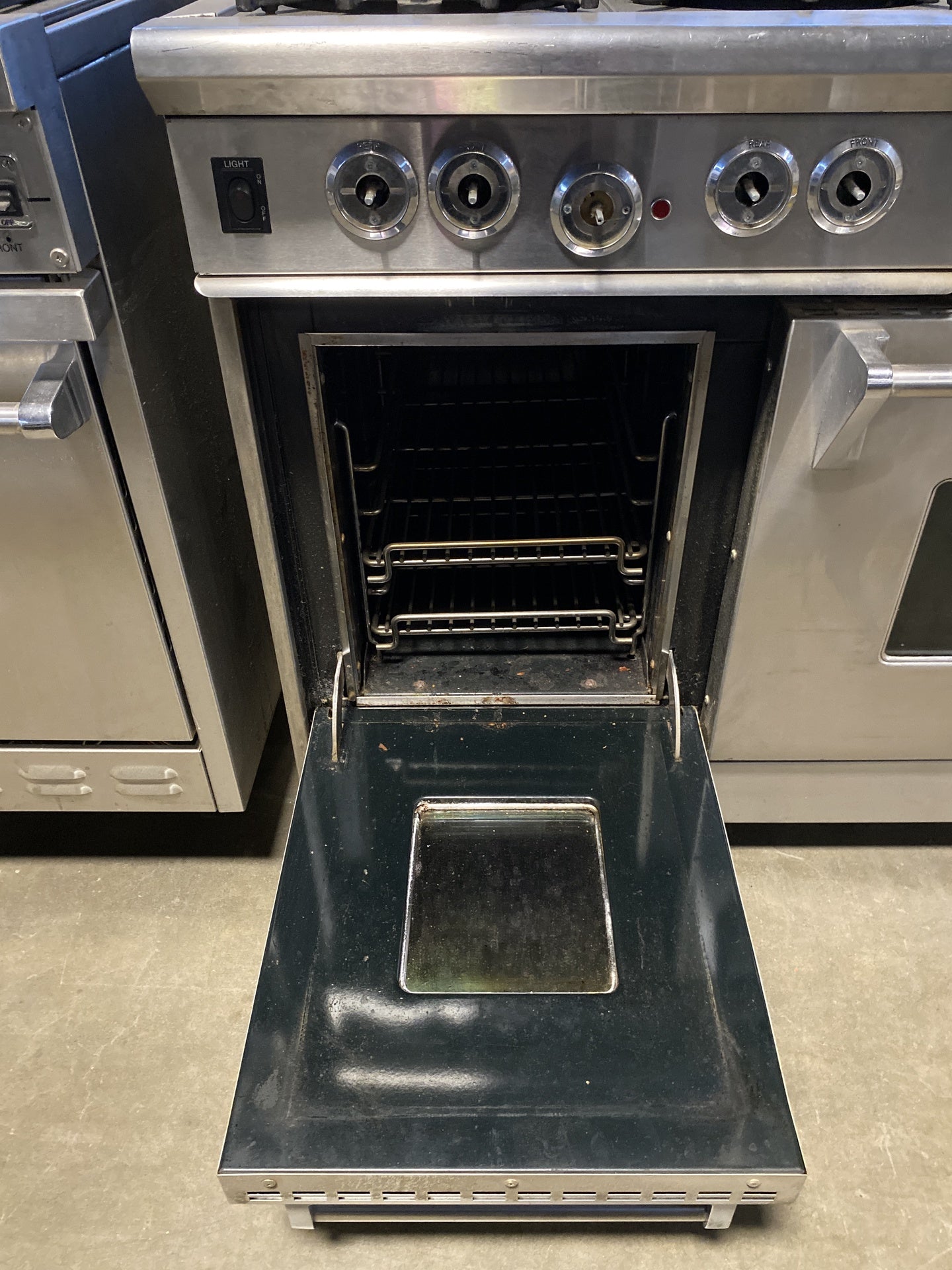 Wolf 6 Burner Range BV5