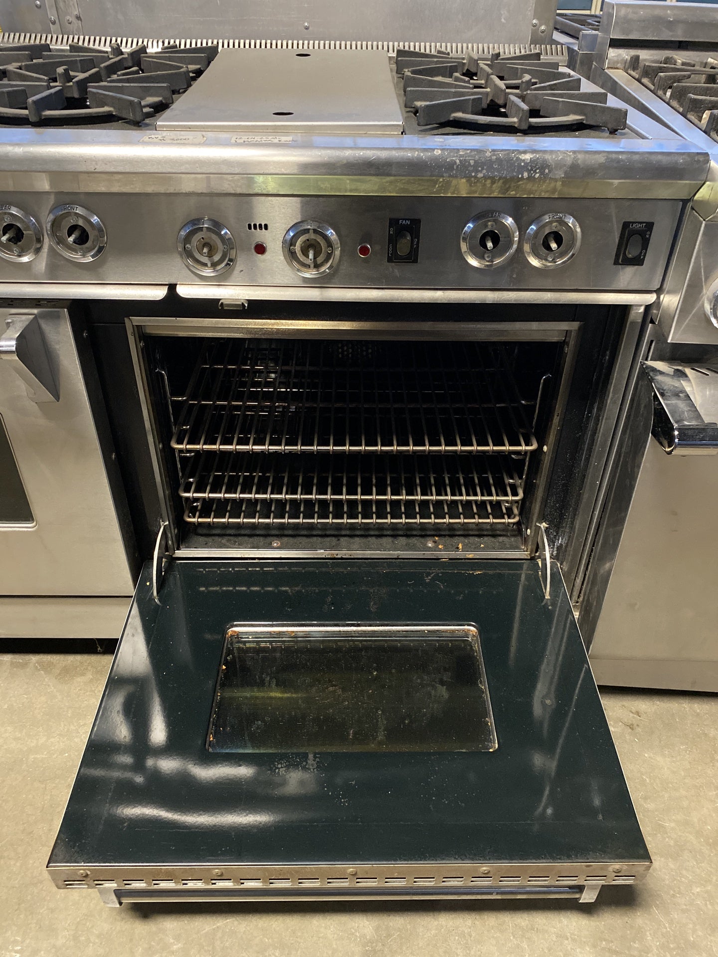 Wolf 6 Burner Range BV5