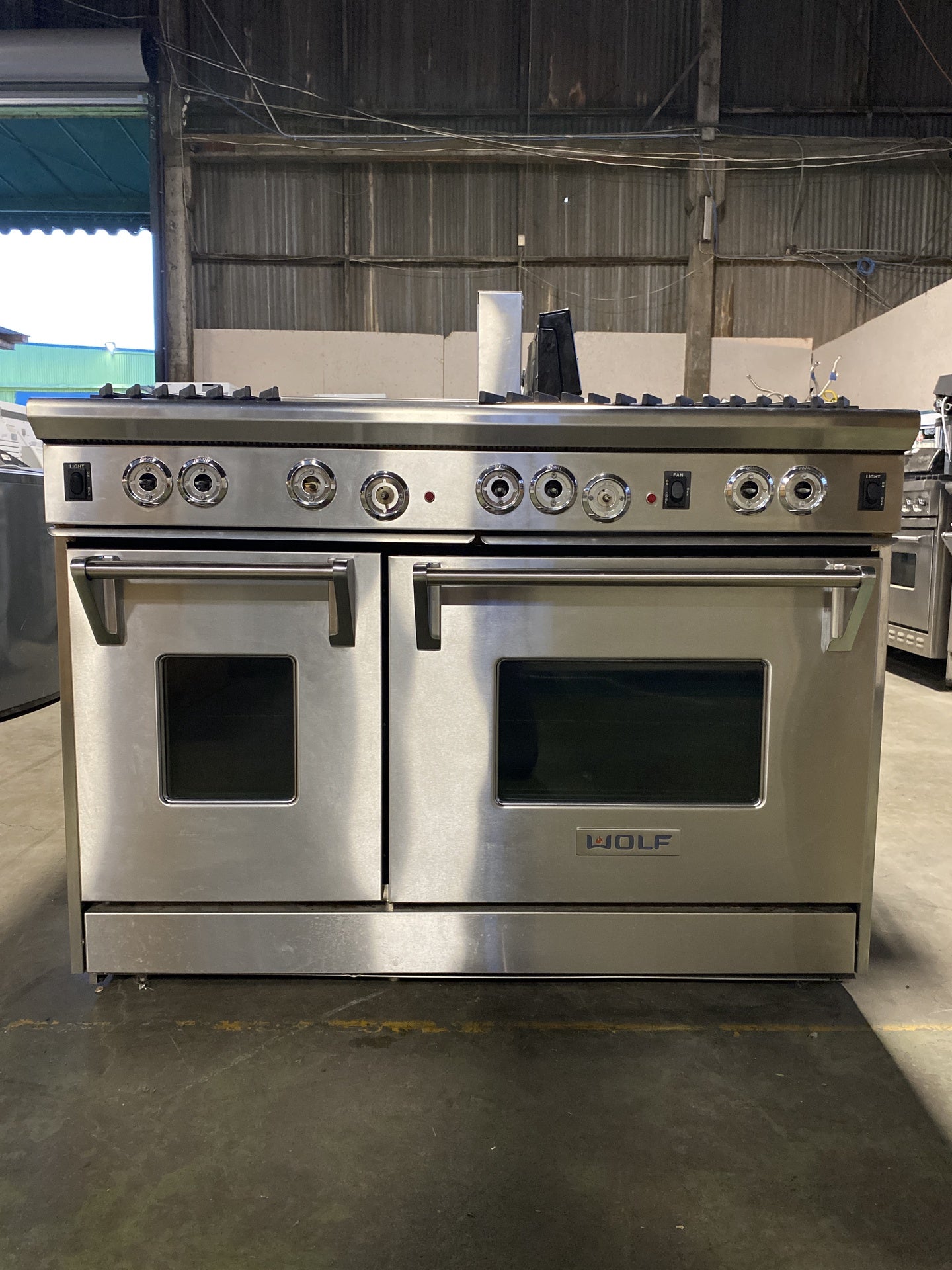 Wolf 6 Burner Range CG1