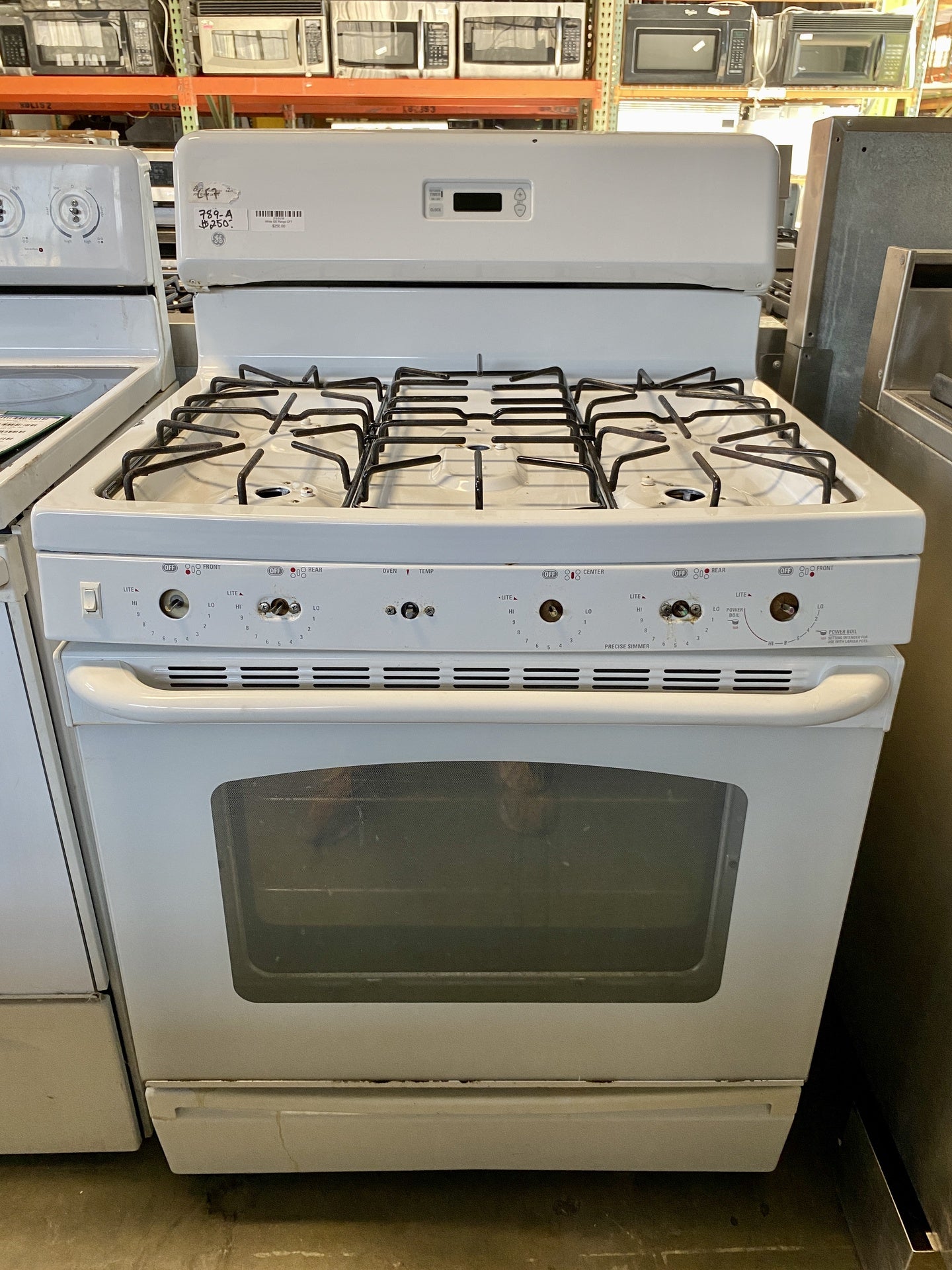 White GE Range CF7
