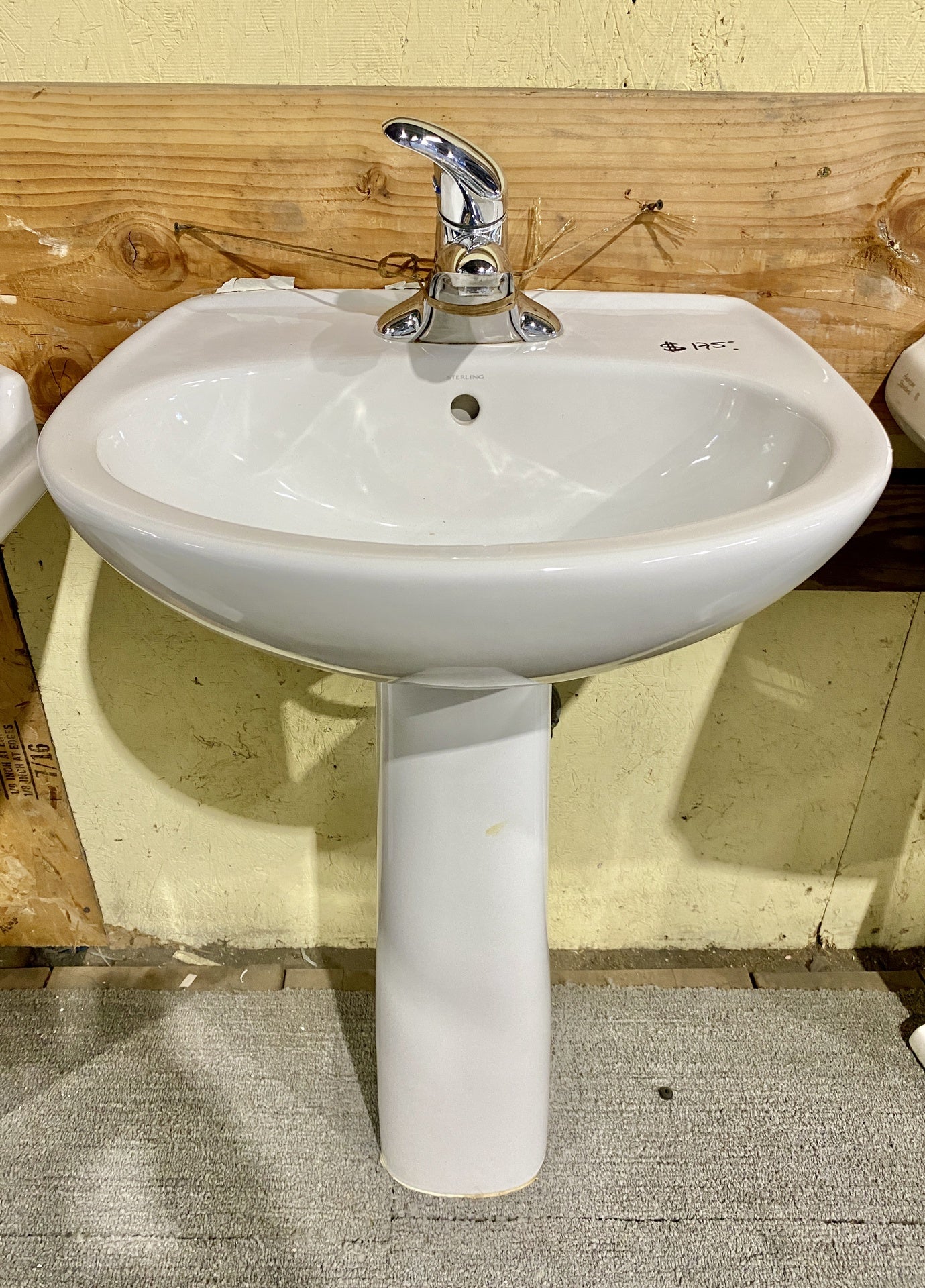 Sterling Pedestal Sink TRP