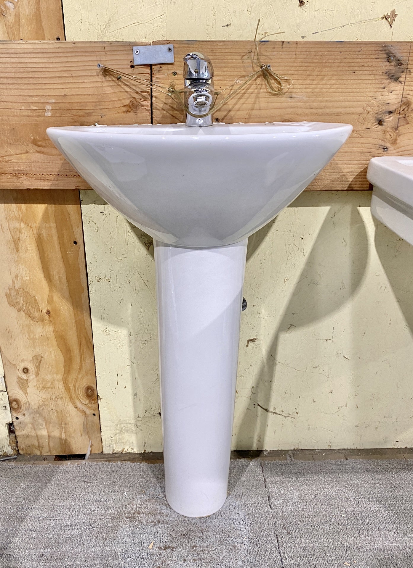 Kohler Pedestal Sink White Mini CI3