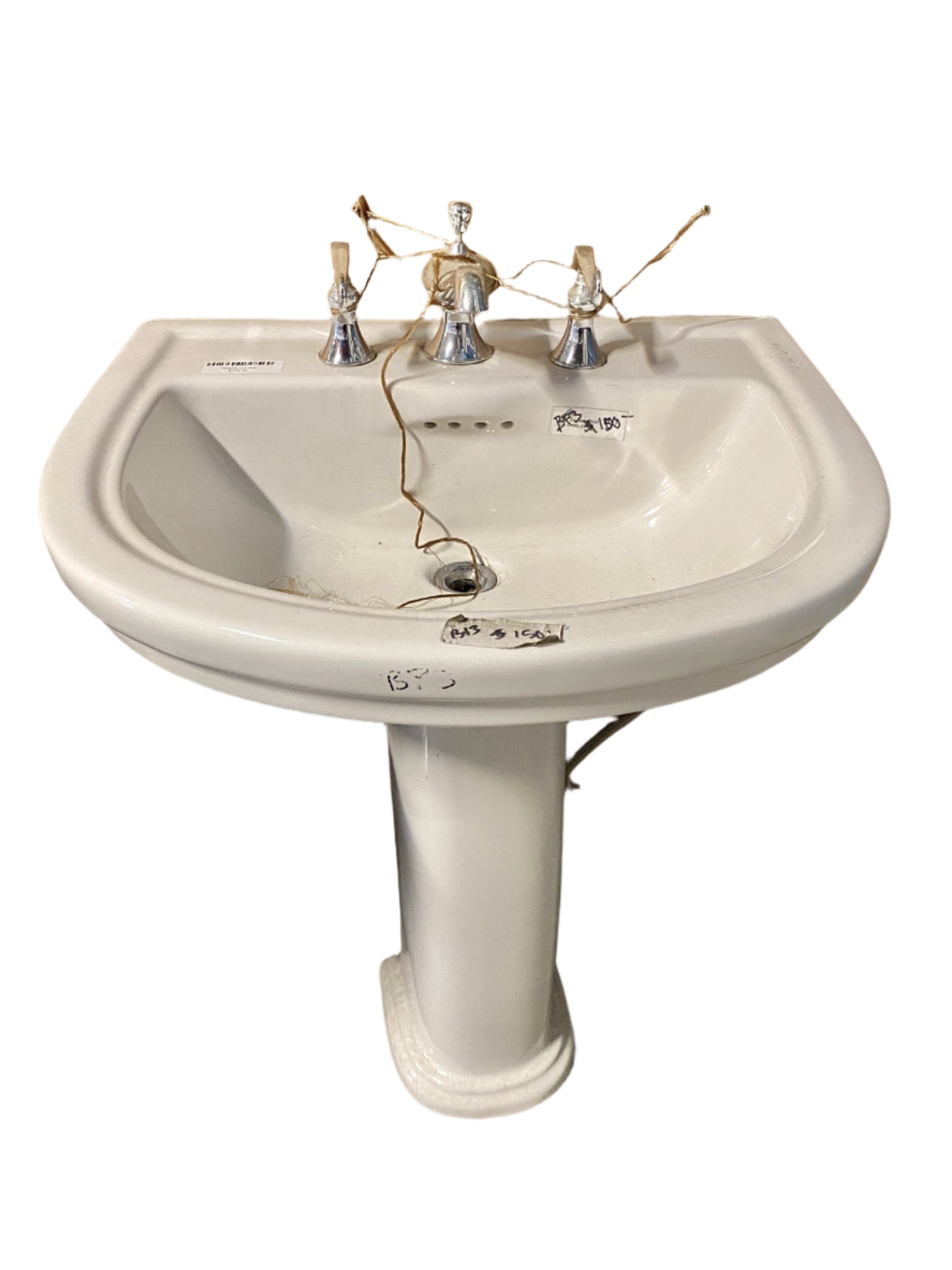 Pedestal Sink BP3