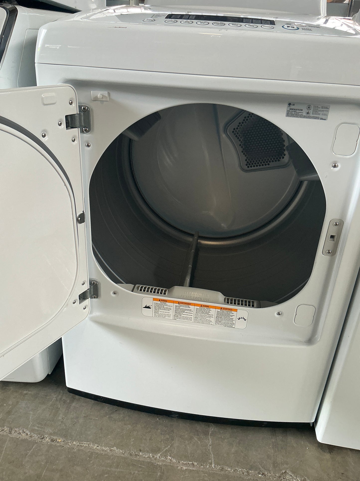 Dryer White LG Hydro Shield CY1