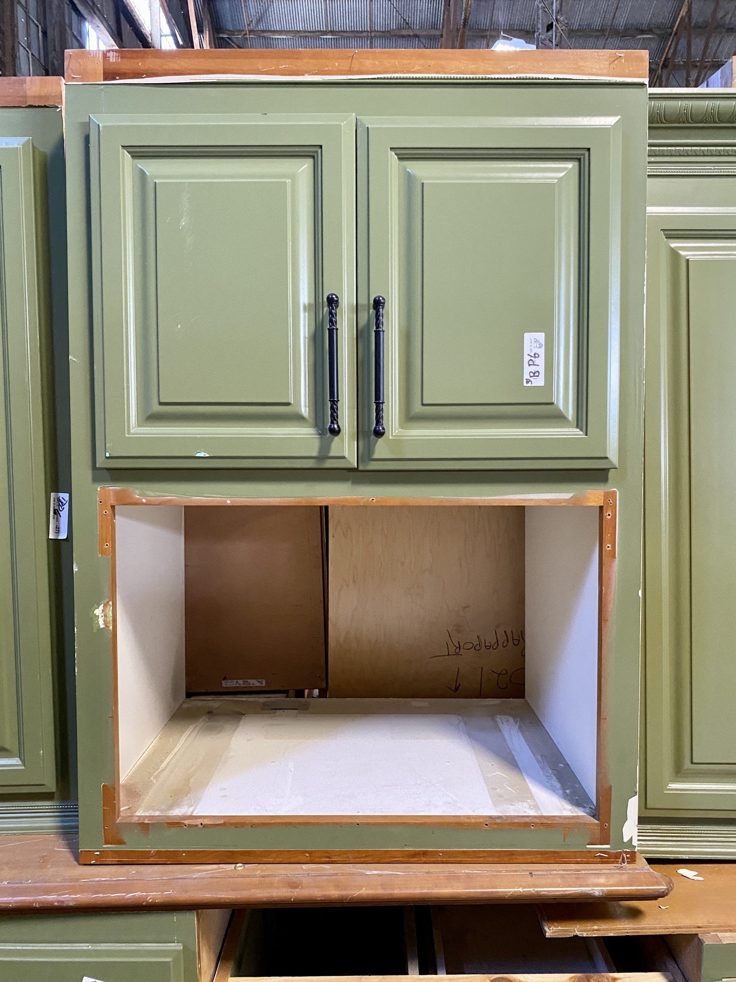 Green Kitchen Cabinet Set BP6