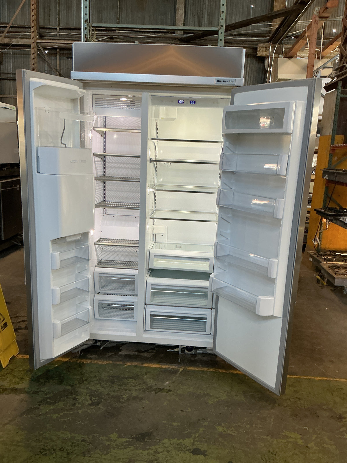 Refrigerator, KitchenAid, CZ1