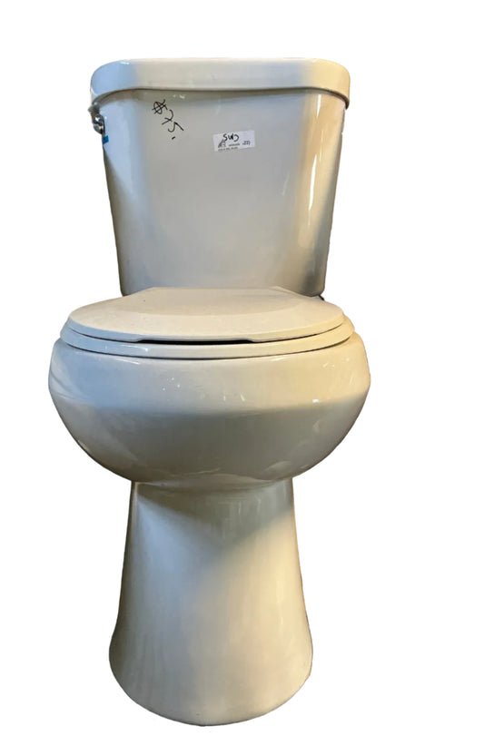Toilet, Glacier Bay, CM5