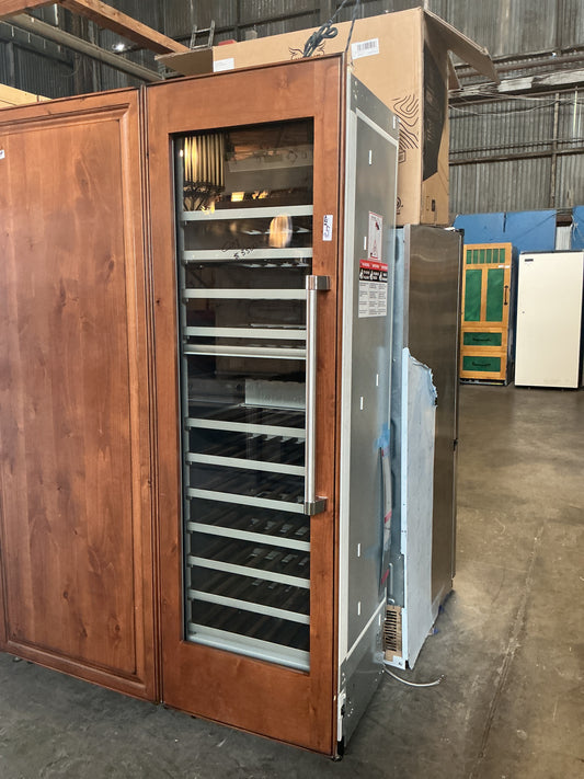Wine refrigerator, Thermador, 25", CX9