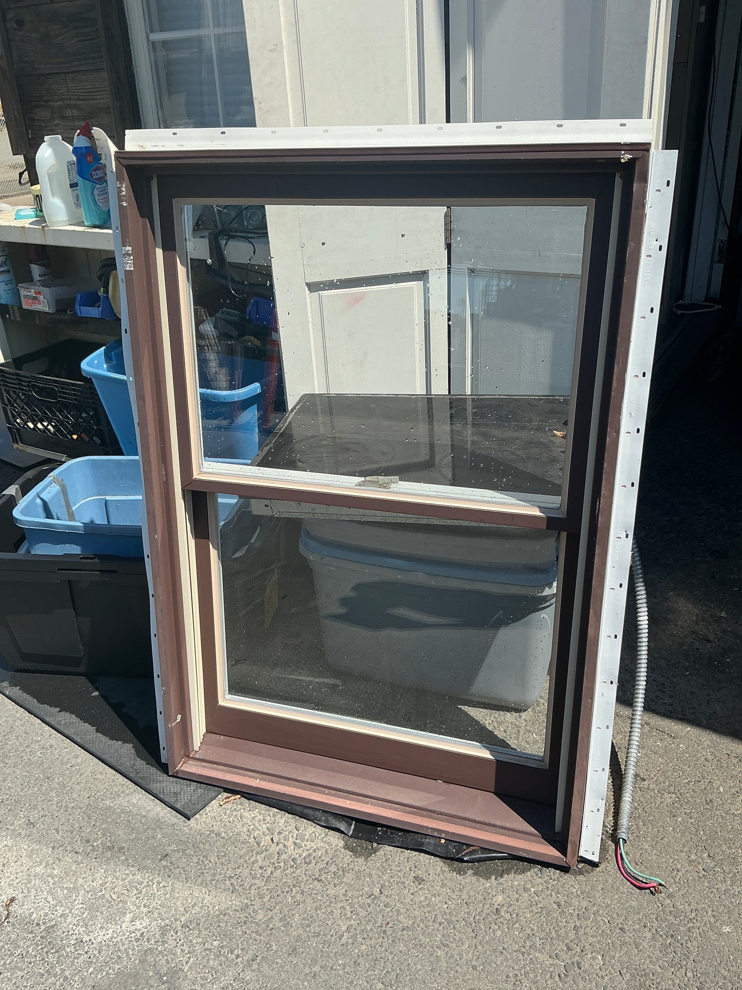 Window, Hung, TRP