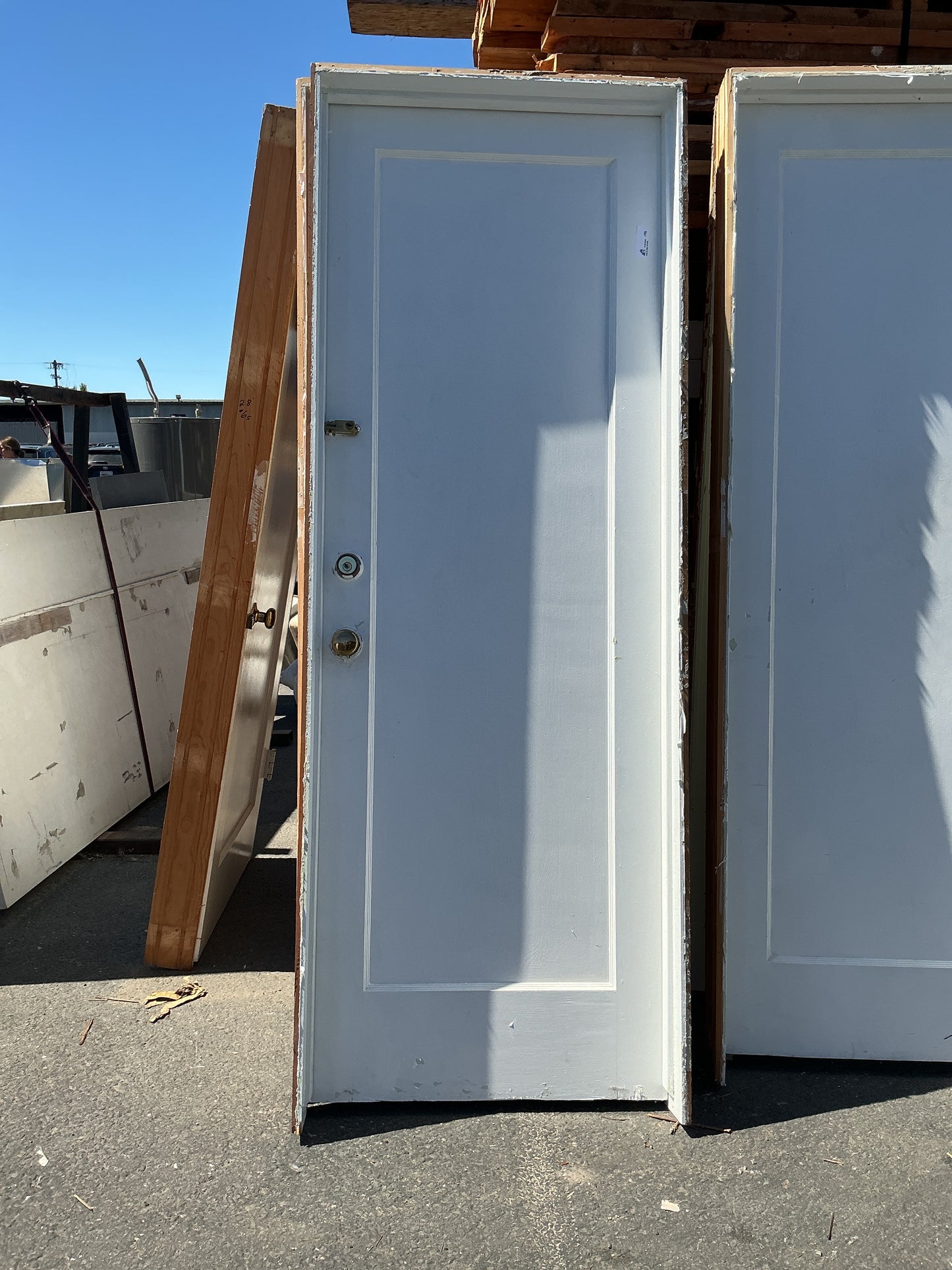 Interior door, Right swing, 28", CY2