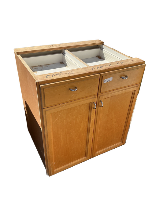 Kitchen base cabinet, 2-door 2-drawer, 31", TRP