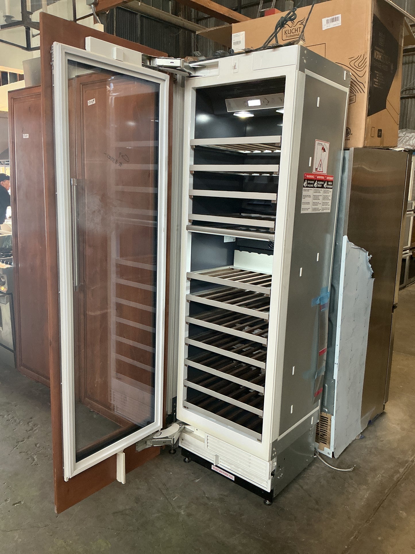 Wine refrigerator, Thermador, 25", CX9