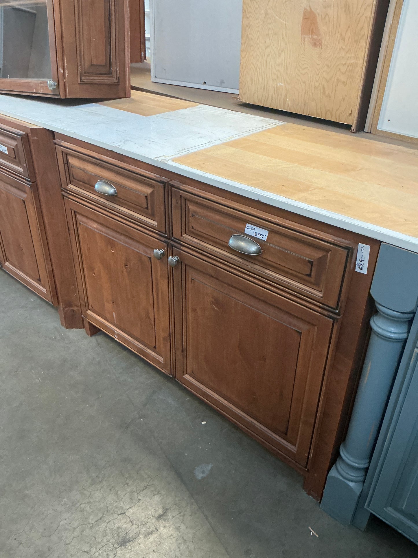 Cabinet, kitchen Base Brown, 2 Door CX9