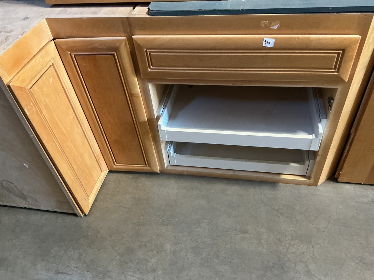 Base cabinet, TRP