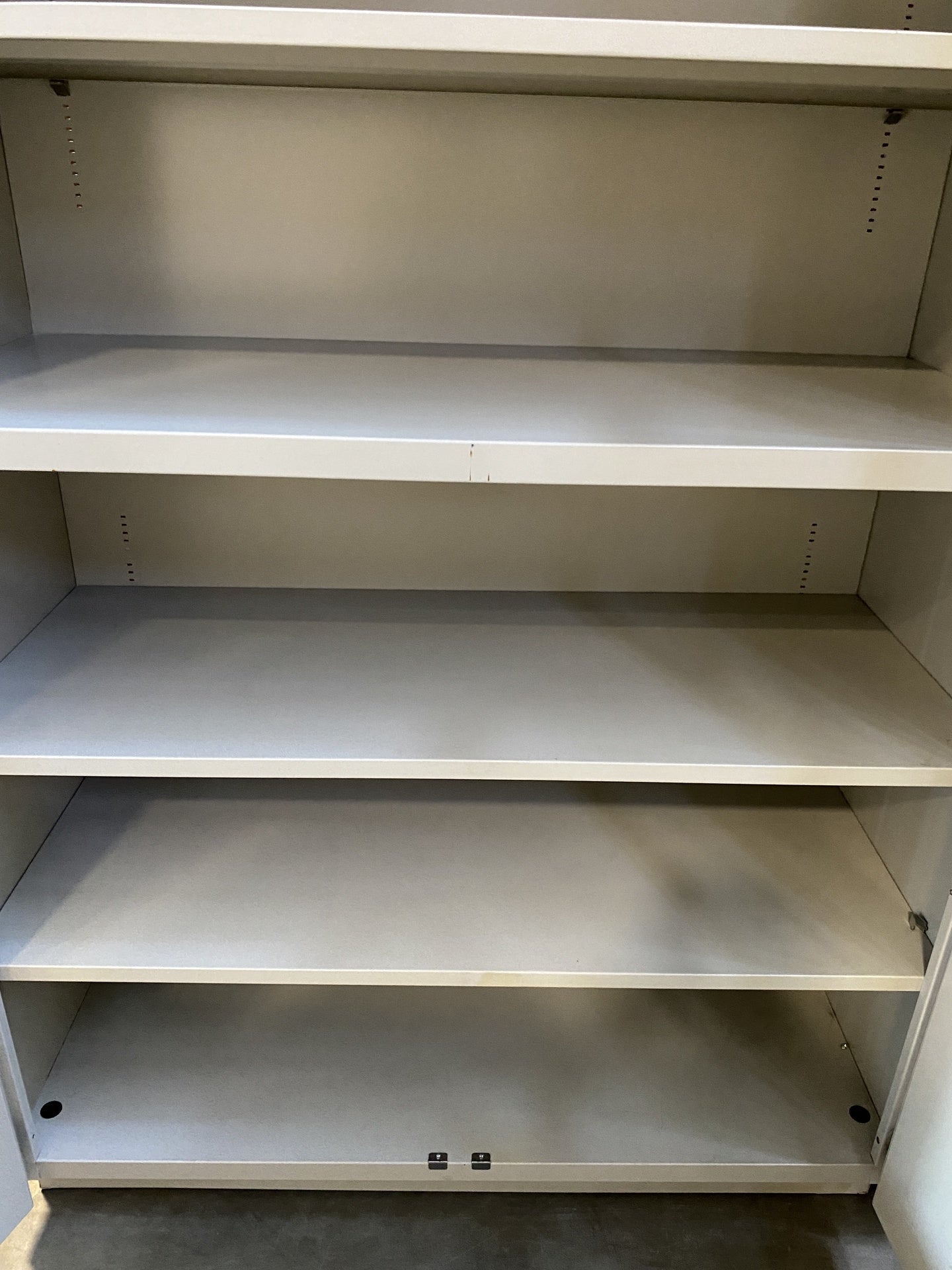Commercial Cabinets Metal/Glass TRP
