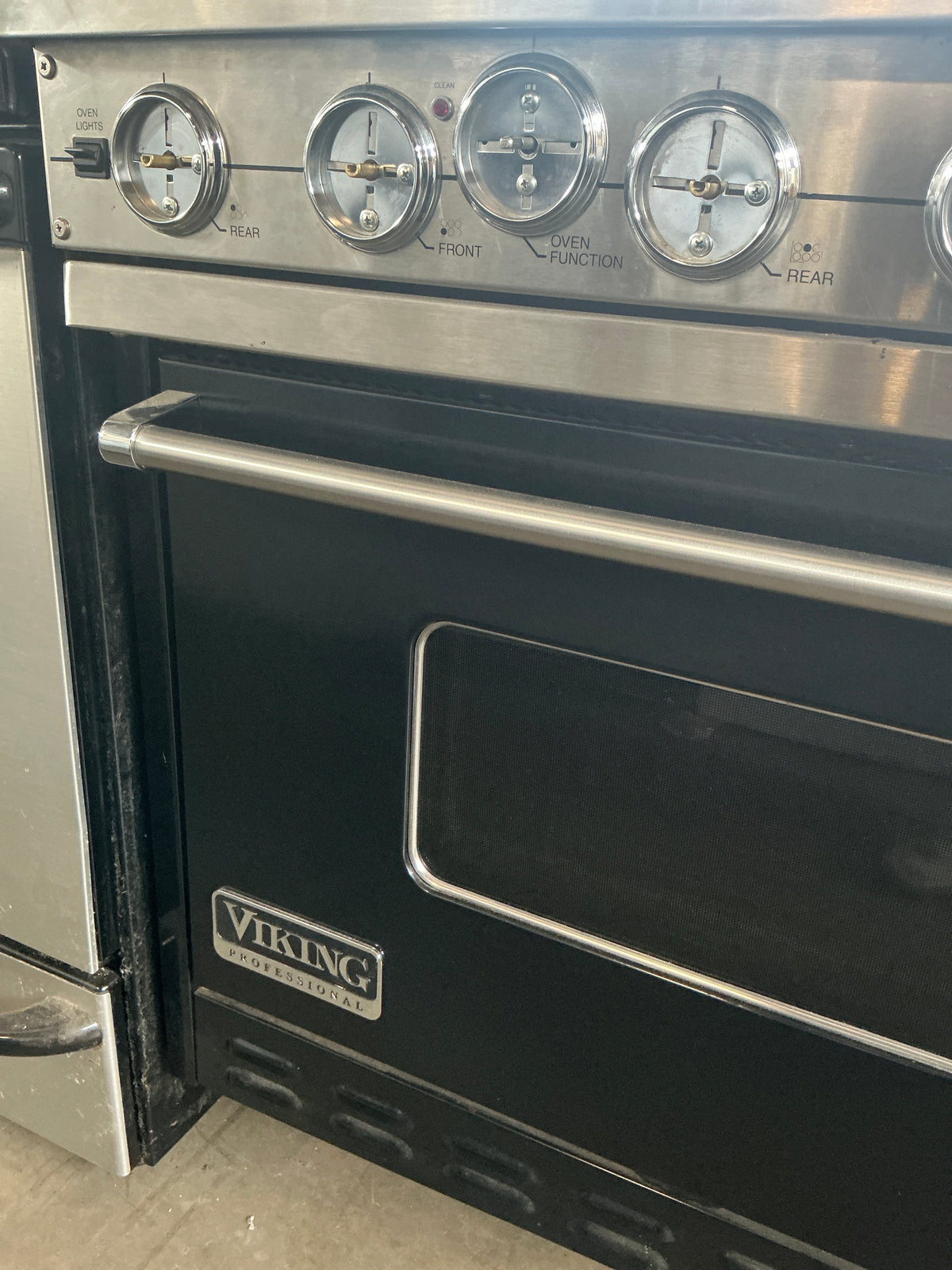 Viking 6-Burner Gas Range