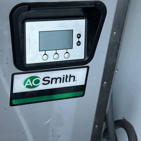 AO Smith Commercial Grade 100-gal Water Heater